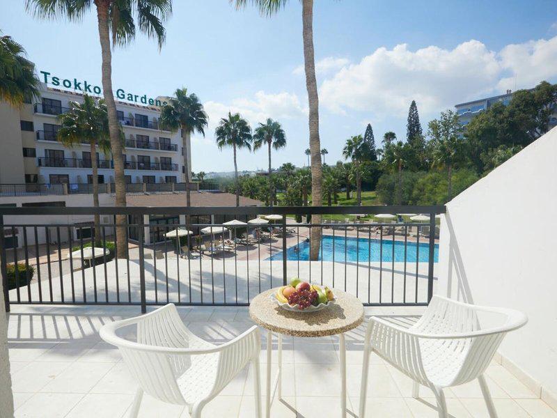 0EF0999751DC0EE43A1E335DB5C4F2EC