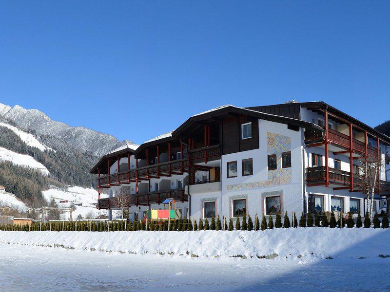 22A719F3E0D0BDB0E2D71E83F9483A83