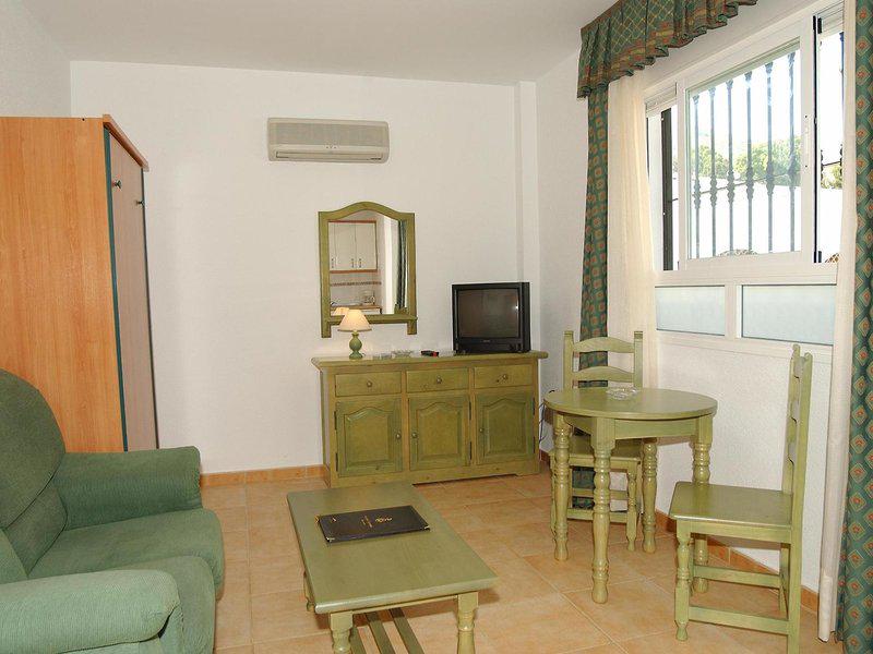 270E8CD7FB44ED8414F3A2A10B1B3AD3