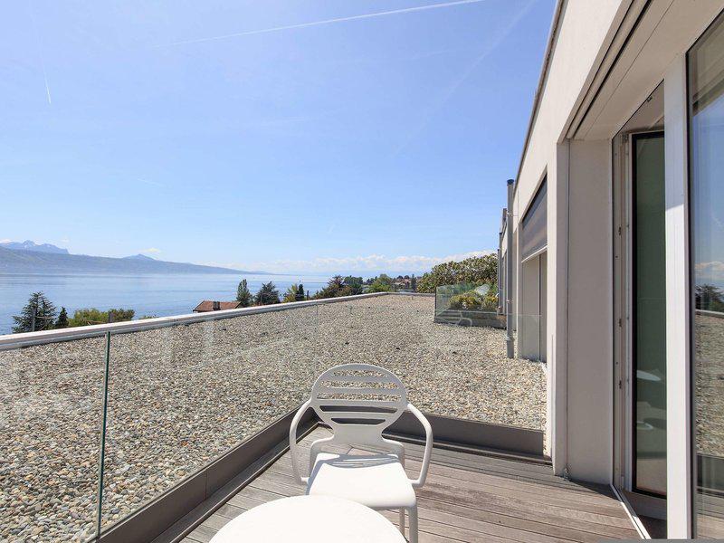 8E0B17E23533D68E105327C29E6955EA