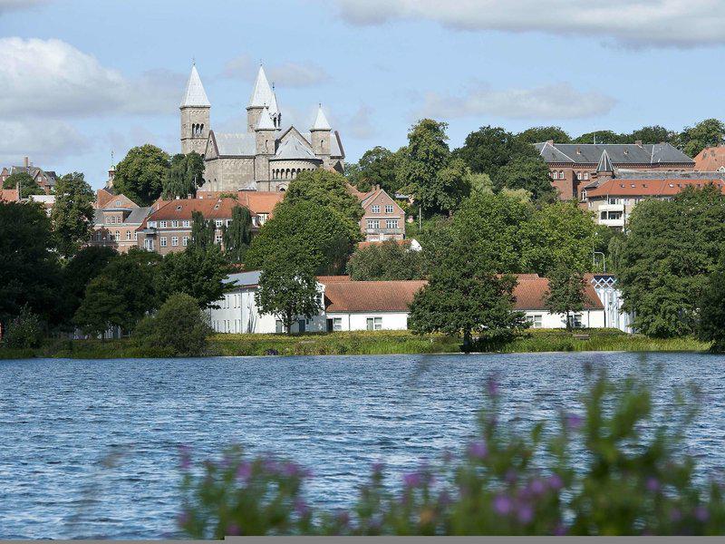 FAFFFD4A11F1E5976C2AE41E81691EFC