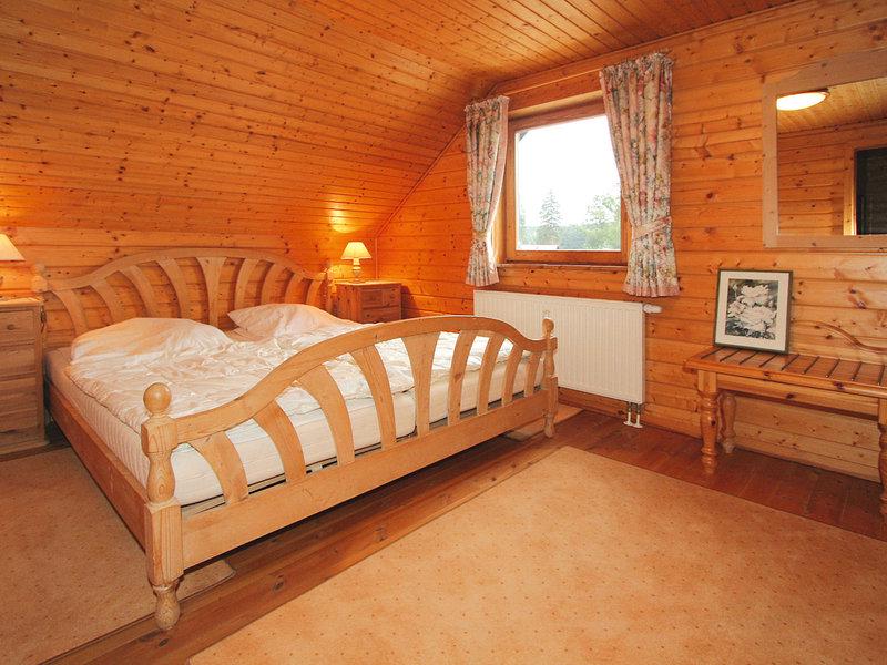 DF6C5DC2B121F55BD3F143C35F9DD133