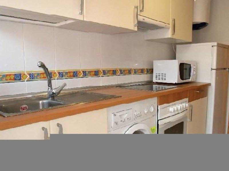 B0C63BF95AE2B930E6853AD1594C53CD