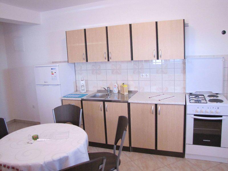 46089921ABEA80ED970880B76D554E2F