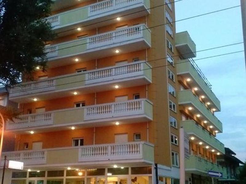 5534BE1AA8A32C4CFFBE0F9EF380FE65