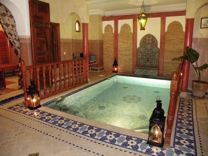 DC475D77A5C7BCBBA32CE16A77B565E4