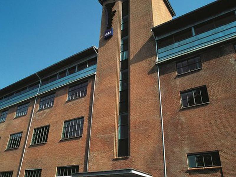 955B9950B7916A85D7F3BAF647CD9041