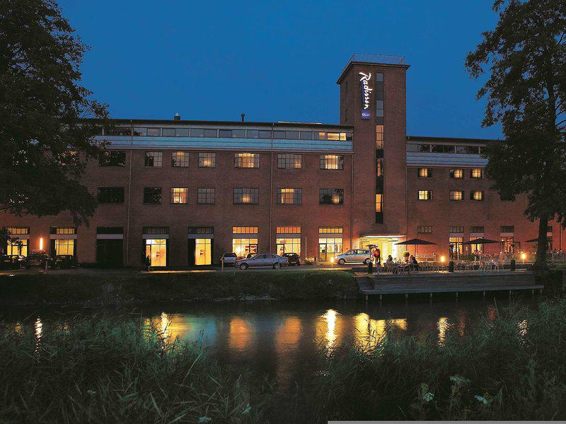 3765614BE4DE7FDF22D7044EFD88645D