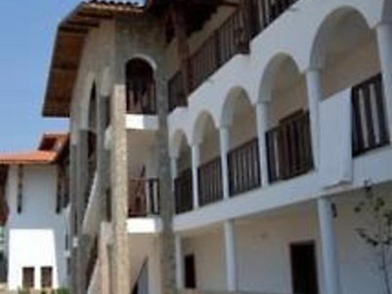 392EFF9BC02498A72A364F4938C446B6