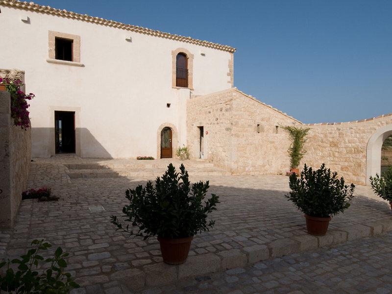 49D45FE3915AD4A074776B5A1C7B1B30