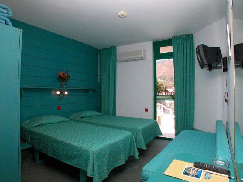 9B9B8AA276D3404C0B4A9C8FF9EA95D0