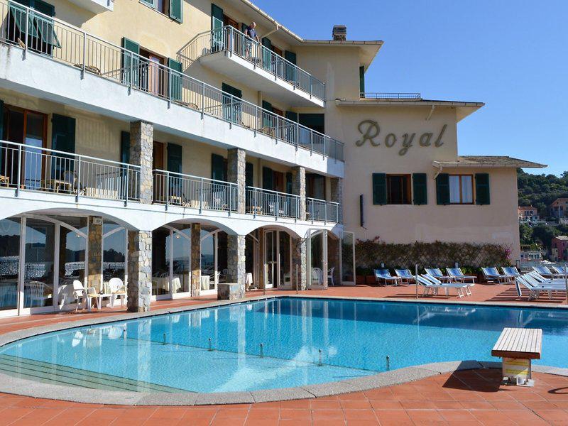 671444522BCD2C0E7E385CAECE5BB89E