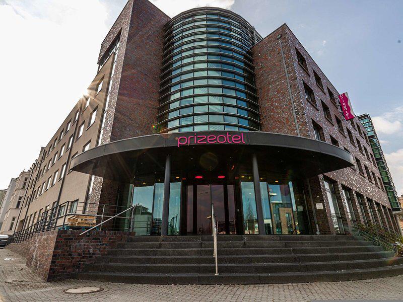 F52AE9CACA13E19F77B86C39FEBCA385