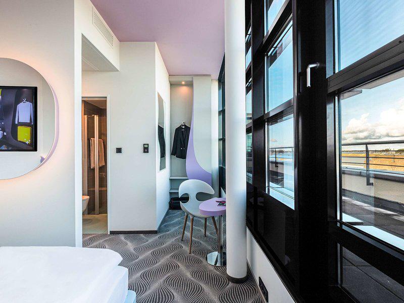 5AC7F5BB5CD5940029A374176F077E34