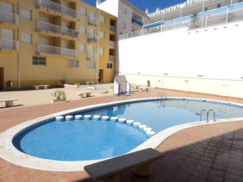 5F882E02D7A8DB713CD803B9AF65B047