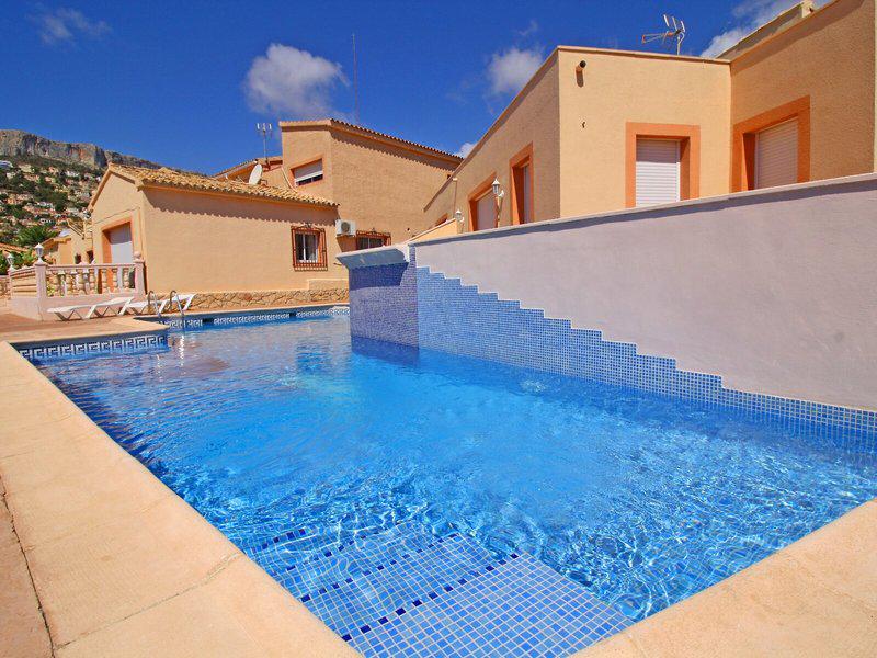 38D8CB252F1BC5195183C5364F6C29C9