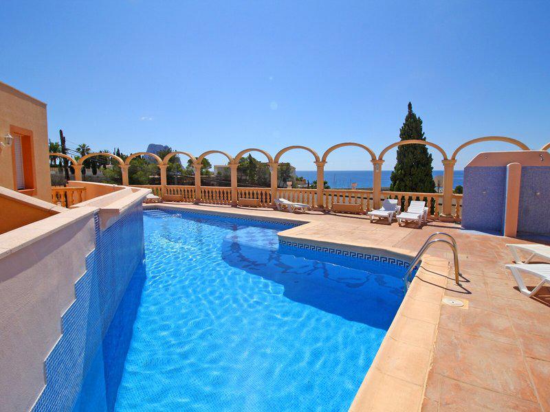 B8D3FB658EFBEB373B46E4D478D31B69