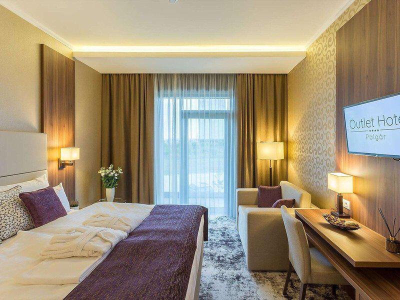 DD2C9558B812EF770E5D822729103AE8