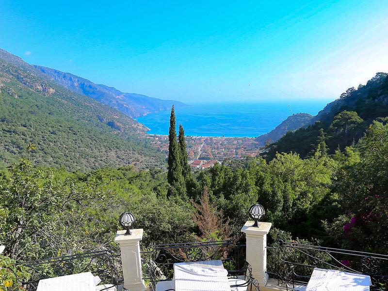 614C6AE95A2B41654A651D7A1126B547