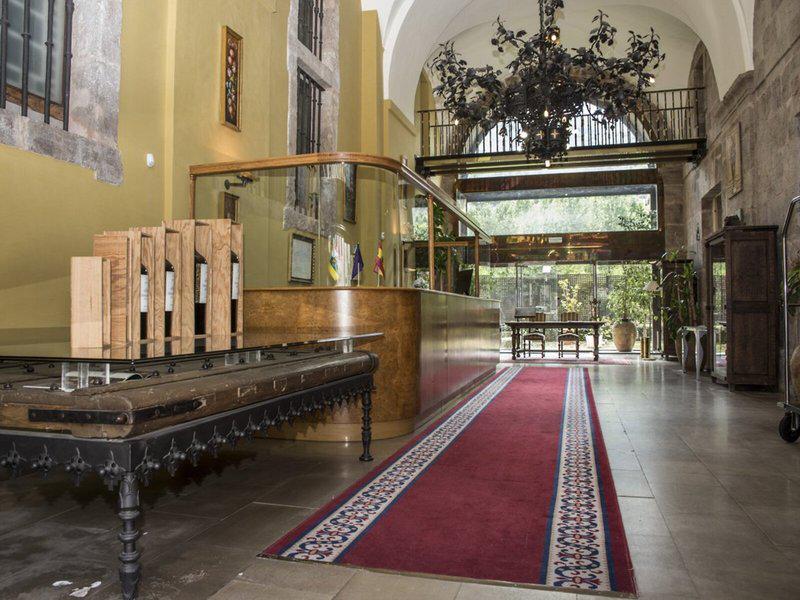 CFA17DAFE67B8D95C470D8E1822ABEA2