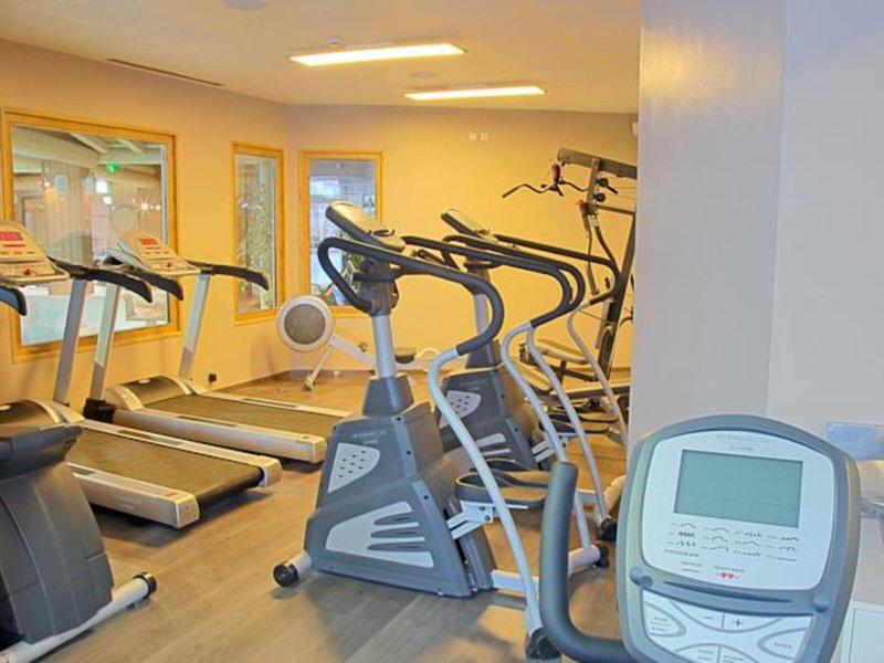 C7935593A13C152F1FAD82D4F532D077