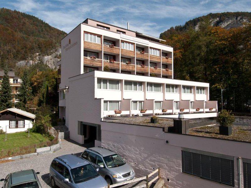 A0C62F2C0828DB275DD8C5EE53039303