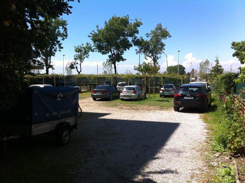 F6B2D6C51F48D7C5C503E9B8AA8FAFCF