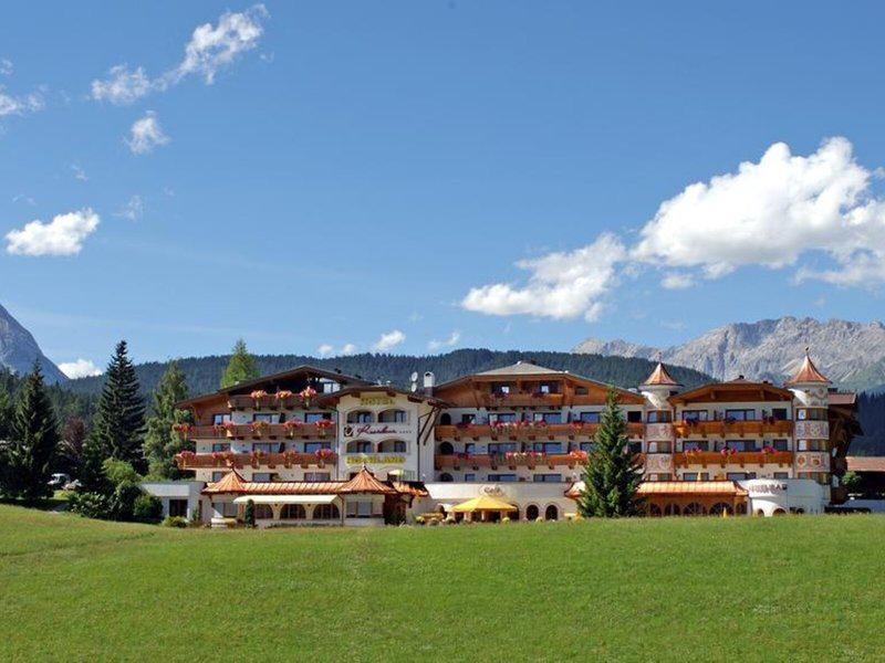 35C6195539DE003961A55B86DE195CAA