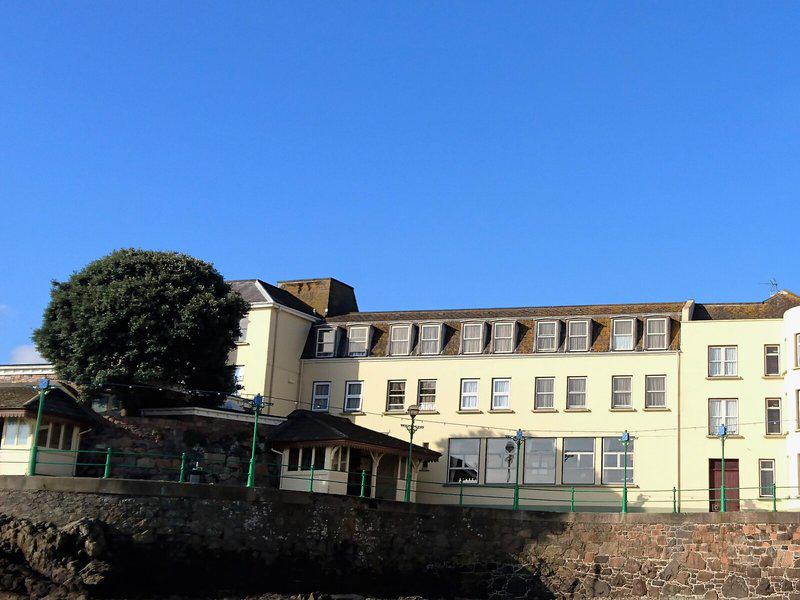 1D213DC4420910340F2305AA9D9F3E25