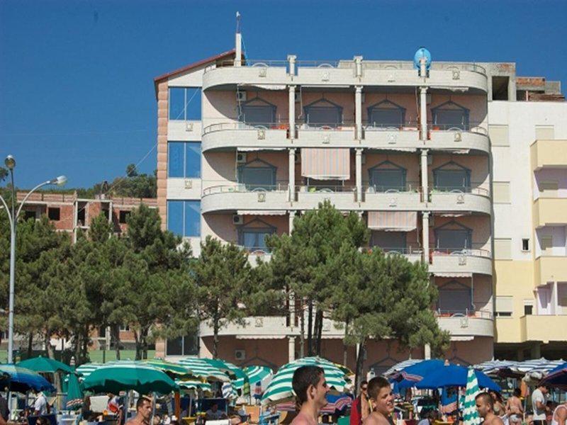 788ACDF8349CE0BF43B330244BDC025C