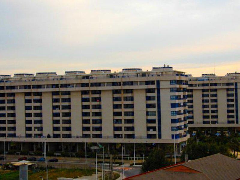 8FE2766ED758010CEDA164A00C2B537F