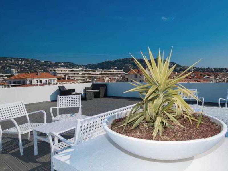 2CE12DAACA529DE75153119854BD4265