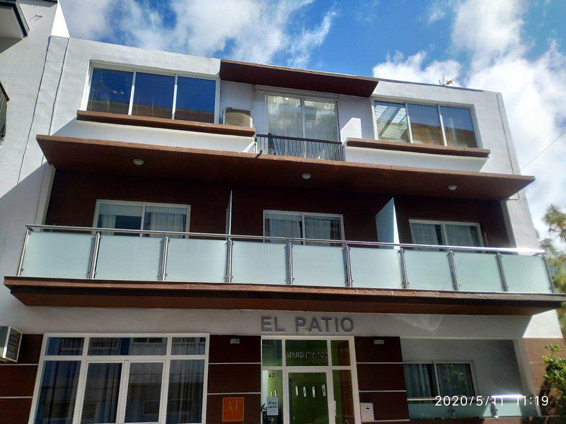 1AFF28D4140F367CADF31417618D0FFC