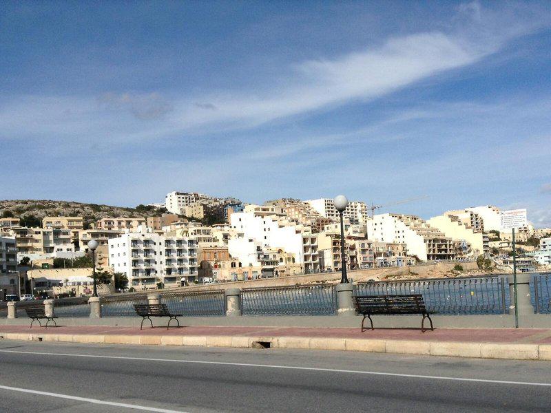 639E6C166EF540EF38BBAA3C67B3AA7B