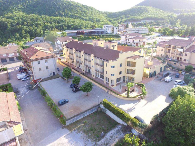 B3975870EB2C1F535B7BC4E470FF9E07