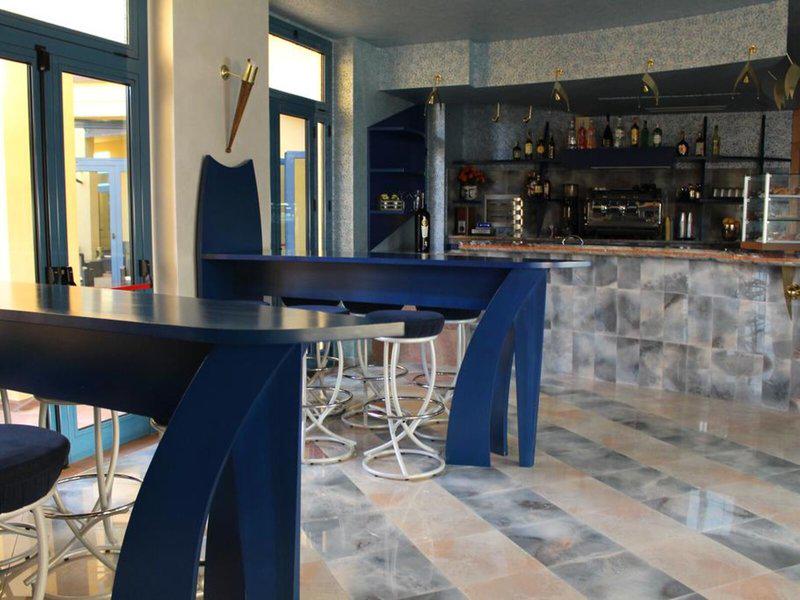 308B8BDAC2DB10C363DCCAD81793F572