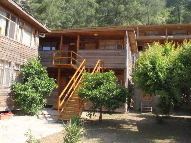 A5A914CE2F1A188C5606D3C4563C557F