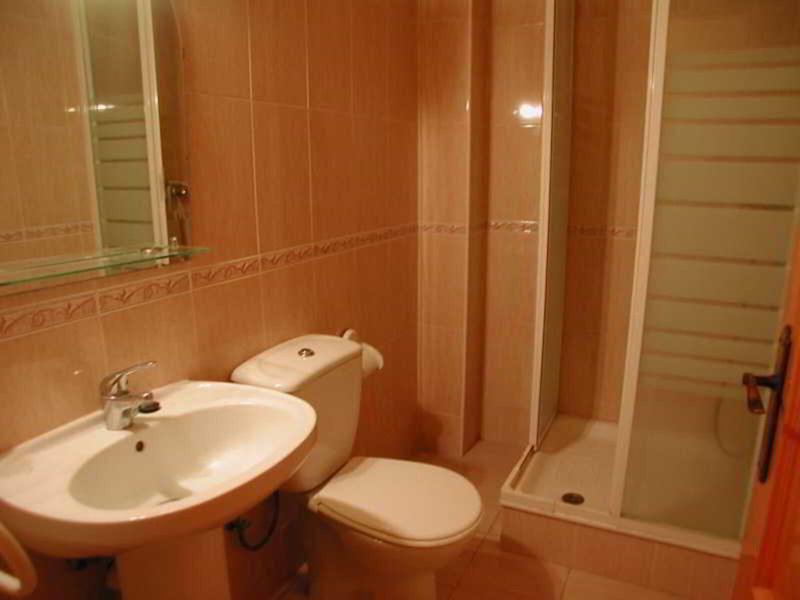 AB8D3C88F28E0FFE196C0984714E2B4B