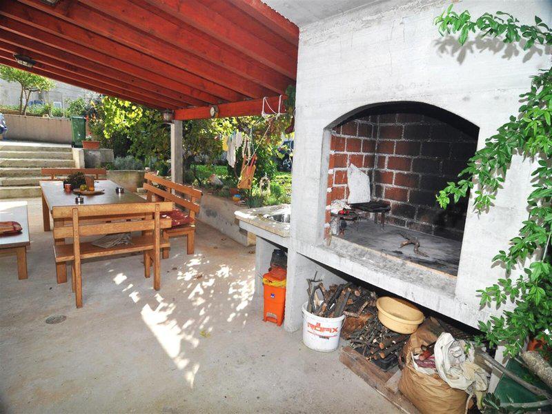 3FCD4287EA1CE355A4730C81F00A60F4