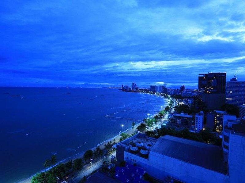 FEA97D4461B1417BC59438ACEB9BE406