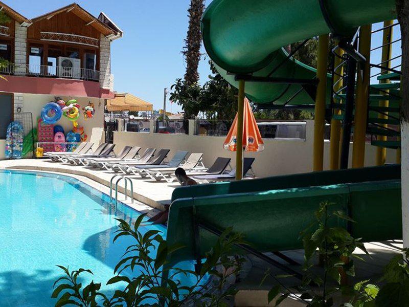 A3BEDFEC85F6AE7413351435F7B81FF7