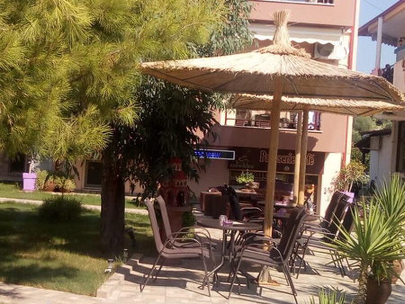 11E3371F41EA6B76490F9C4BCB32ABBE