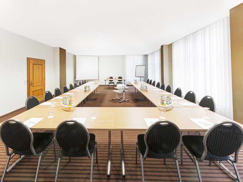 F52DD0F780E2A99FF5A023FFEFACAC6B