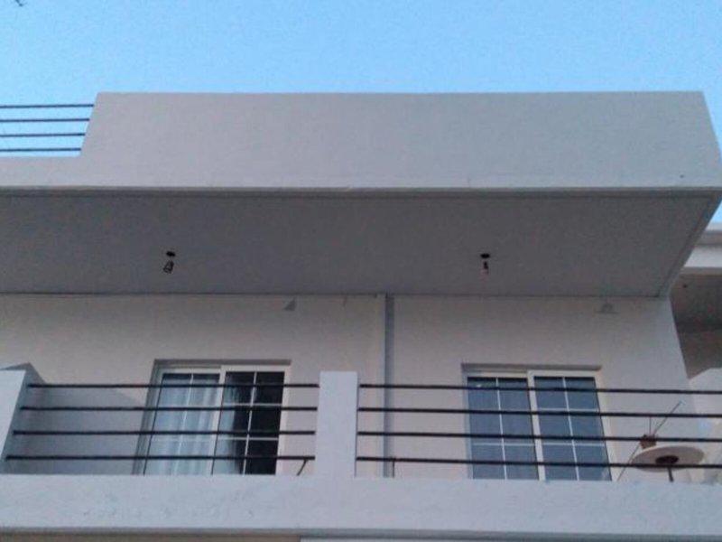 DF9DF94C0DCEC766EA54A79A1F2F60C4