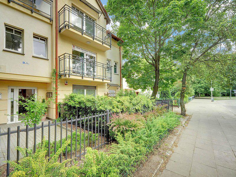 C66EB7AF053CA799DDACE2359E10F9AB