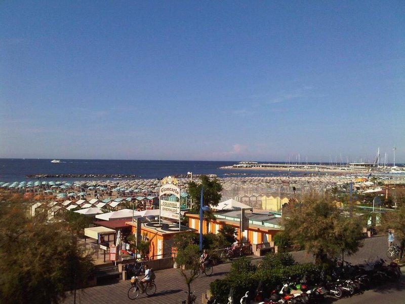 E66965F76139B6B6E50AD6080F779107