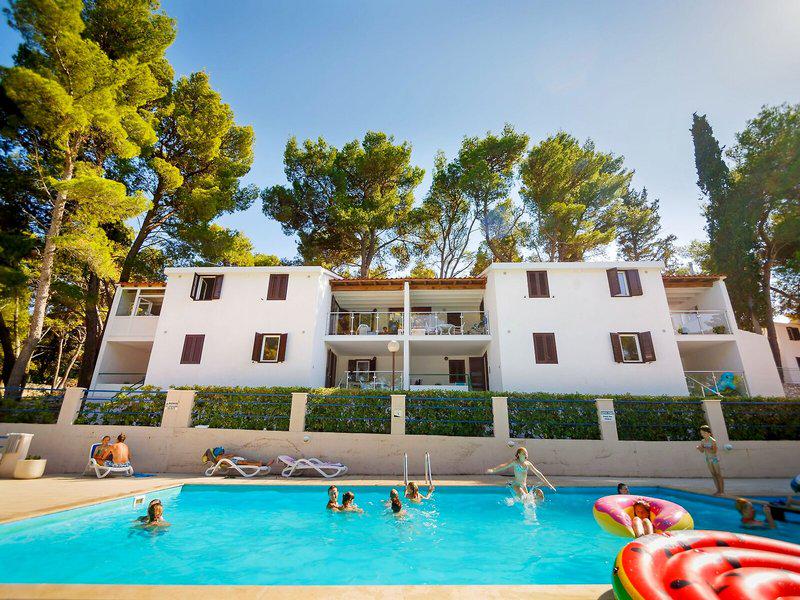 04FBF10F64D51F6D4E098747FF5D6E53