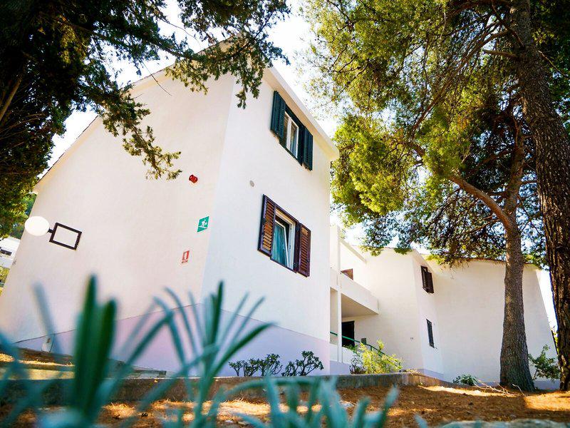 54FC409D006D7ED1A99DFBC7B30D6639