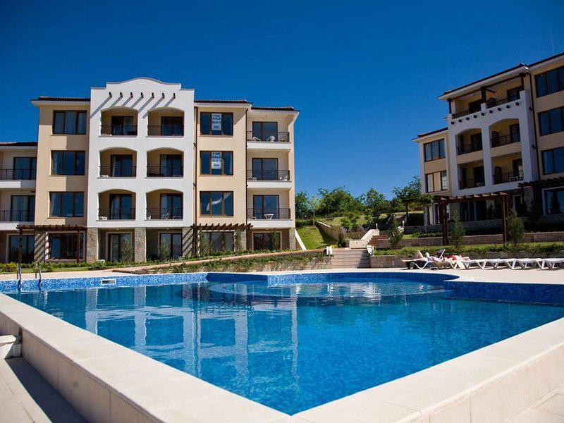 154E0BDD4BCB38D3ACC78258AB5B5CD5