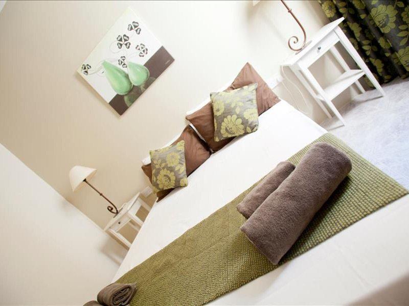 F470A11286E0919FB68681D50779E06D